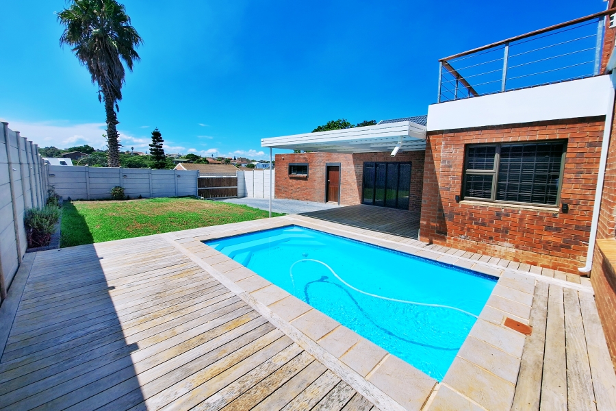 4 Bedroom Property for Sale in Noorsekloof Eastern Cape